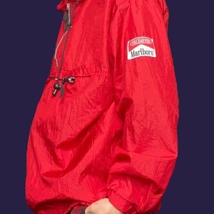 Marlboro windbreaker small
